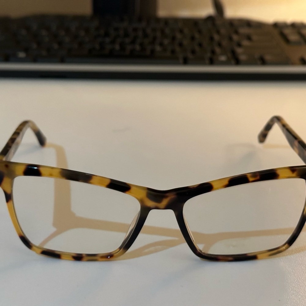 SEE Eyewear Glasses  Red or Tortoise
